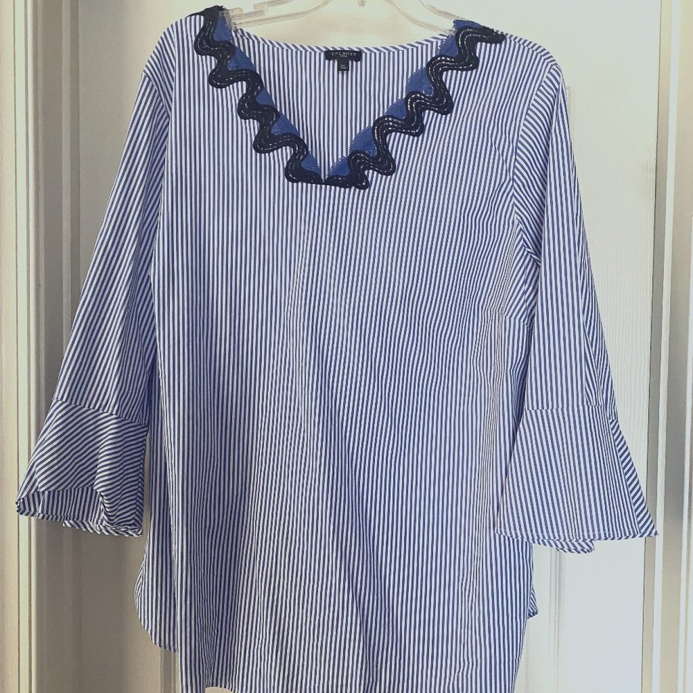 Talbots navy blue and white pin stripe tunic w/navy blue lace around collar